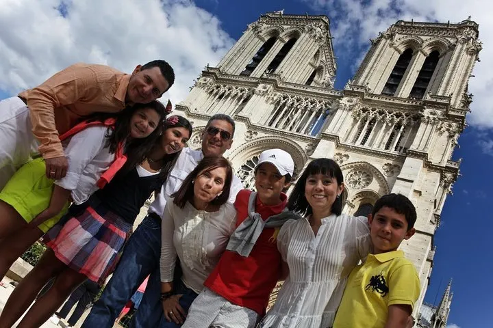 Private Photography Walking Tour of Paris: Latin Quarter or Montmartre