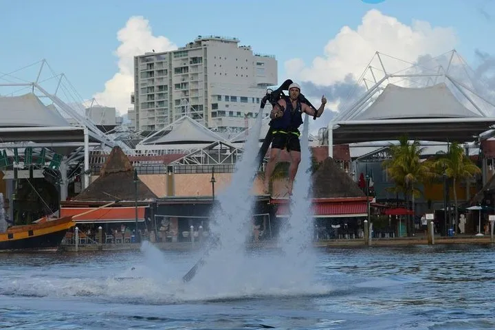 20 minutes Jet Pack flight experience in Cancun!