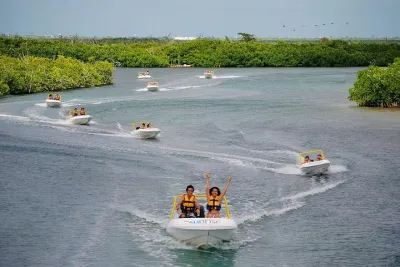 SSS Experience: Speedboat, Snorkel, and Sightseeing in Cancun