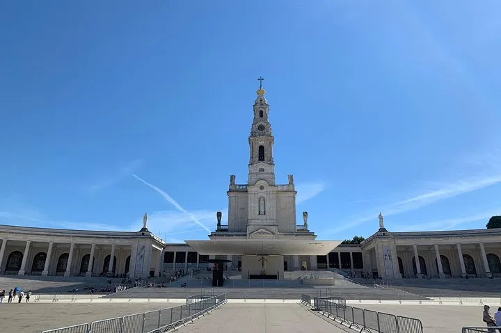 Visit to the Shrine of Fatima on a private half-day tour