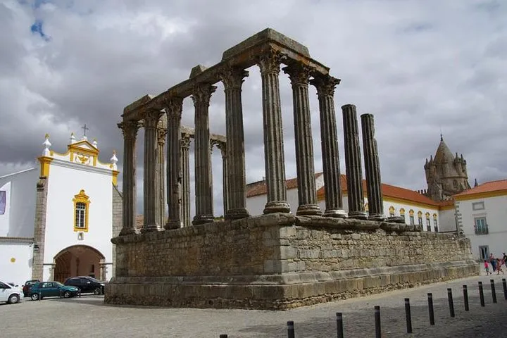 Private Tour of Évora and Its Monuments