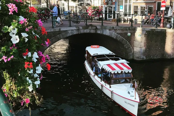 Private Canal Cruise On Small Historic Boat
