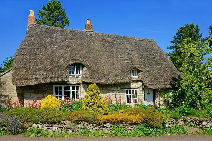 Oxford, Stratford, Cotswolds & Warwick Castle Tour from London