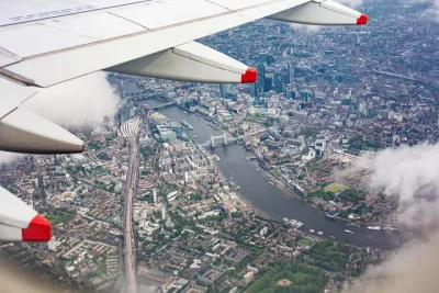 Private London Transfer - Airport to Airport - Heathrow / Gatwick
