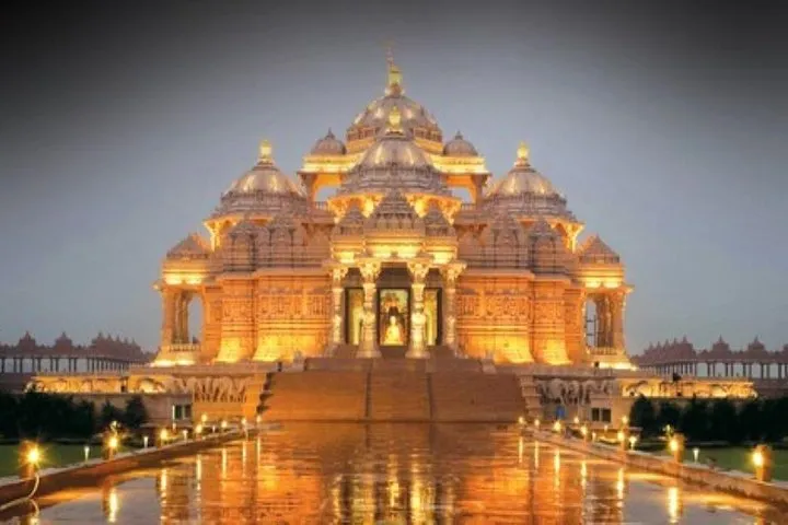 Private Tour: Akshardham Temple and Spiritual Sites of Central Delhi
