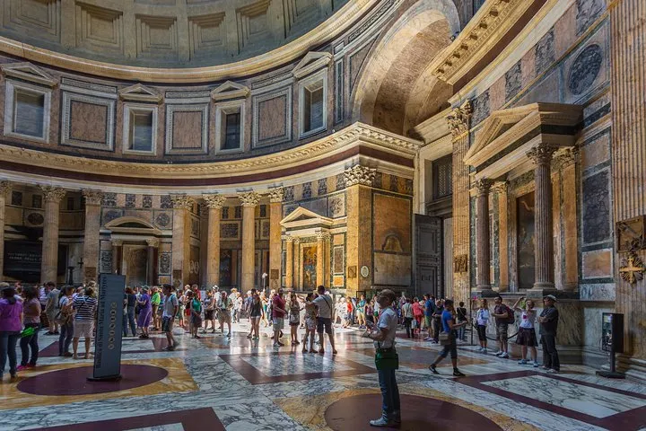 Walking Guided Tour and Rome's Iconic Temple Pantheon Entrance
