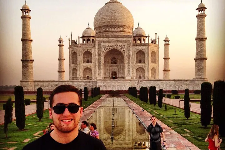 11-Hour Agra Day Tour : Sunrise and Sunset of Taj Mahal