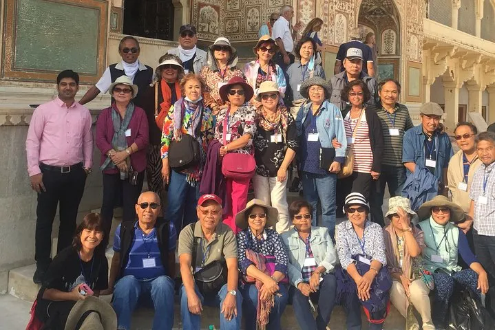 Private 4 Days Luxury Golden Triangle Delhi-Agra-Jaipur Tour with Accommodation