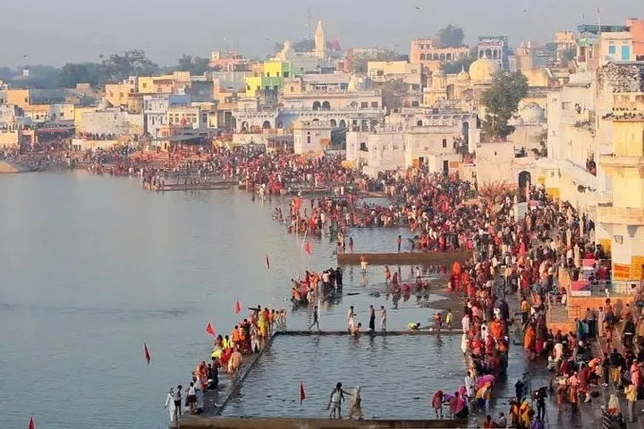 5-Hours Brahma Temple & Pushkar Lake Private Tour from Jaipur