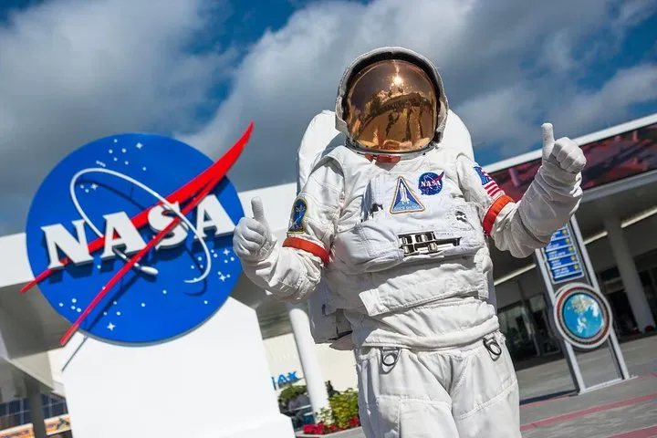 NASA's Space Center & Official Houston City Tour with tickets