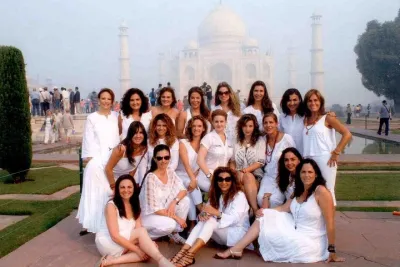 Fall in Love Again – Taj Mahal Day Trip from Delhi