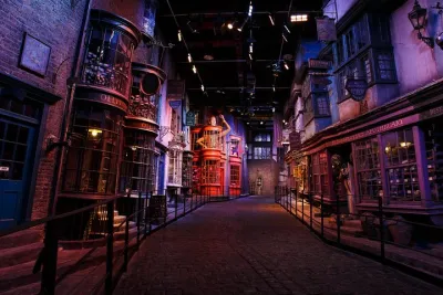 Warner Bros. Studio Tour with Transportation from London
