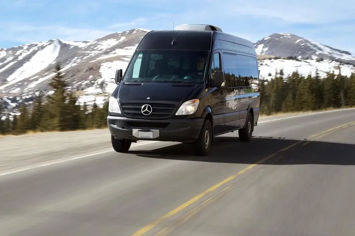 Peak1 Express - Denver Airport to Vail Transportation Center
