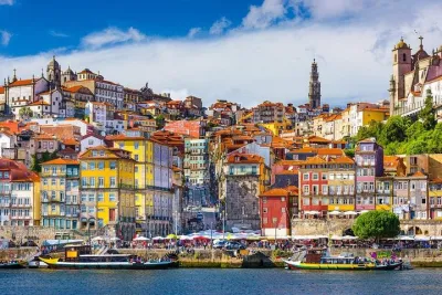 Private 2-Day Tour to Porto & Aveiro & Fatima & Nazaré & Óbidos