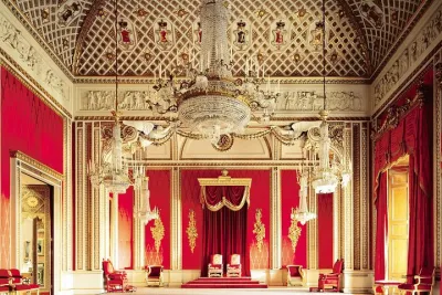 Summer Special: Buckingham Palace & Windsor Castle Tour
