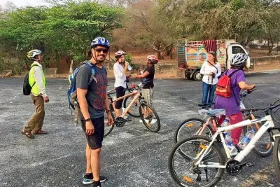 Morning Jaipur Cycle Tour with Food Testing
