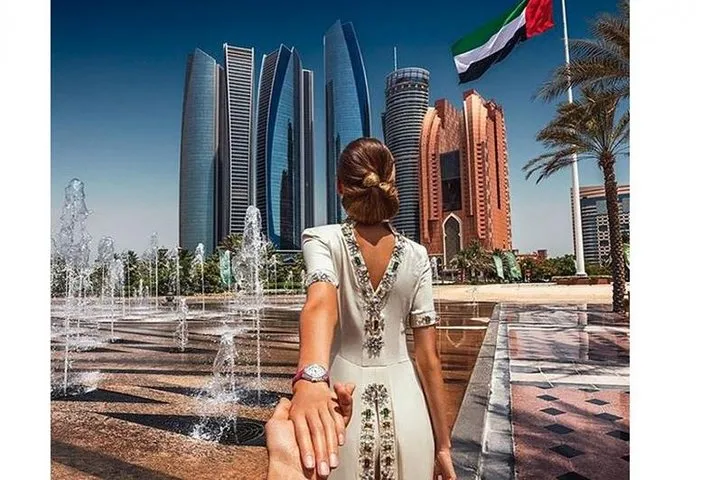 Abu Dhabi private City Tour - A journey to The Capital(outdoor activities )