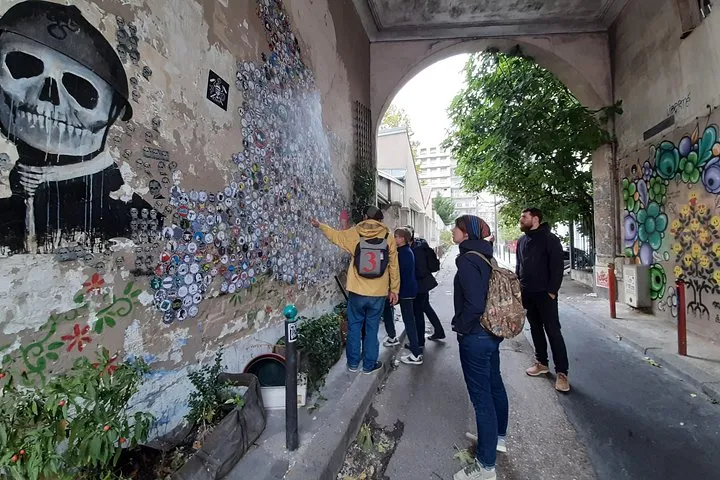 Belleville Street Art Tour with an Artist