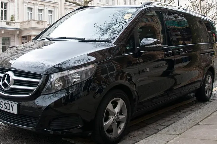 London Heathrow (LHR) Airport Arrival Shared Transfer - Airport to Hotel