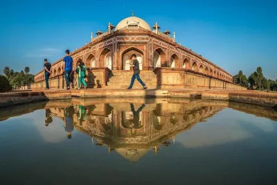 07 Days Golden Triangle Tour with Mathura & Vrindavan