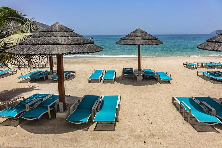 Enjoy your weekend with your family at Khor Fakkan Beach Fujairah