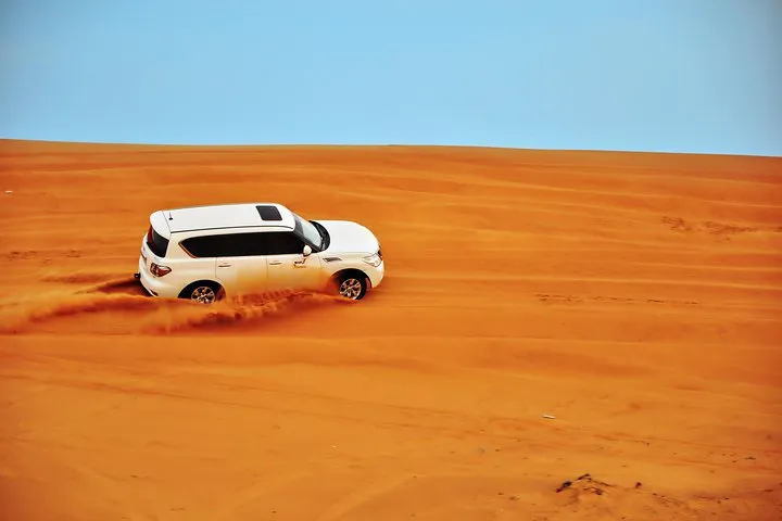 Dubai Private 4x4 Evening Desert Safari BBQ Dinner Bedouin Camp
