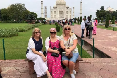 Agra Tour : Taj Mahal Same Day Private Tour