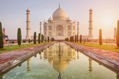 2 Days Taj Mahal & Agra Tour from Delhi by Car