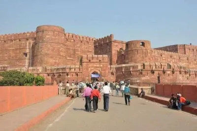 Agra Mathura Vrindavan Tour