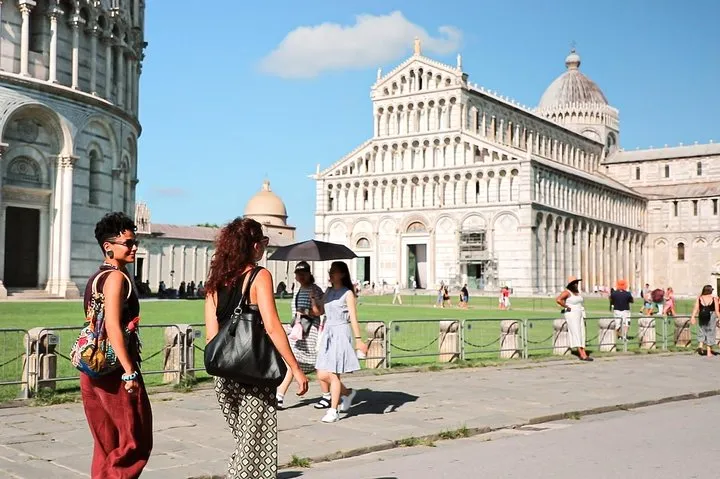 Siena San Gimignano Pisa Escorted Transport and Optional Lunch