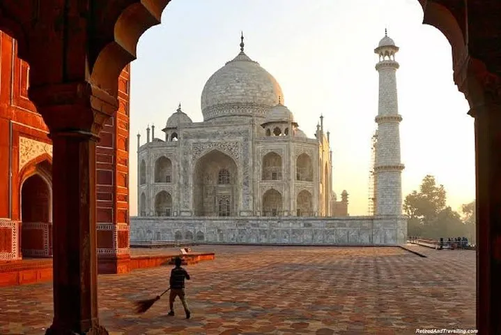 Same Day Delhi Agra Tour by Car - Explore Taj Mahal and Red Fort