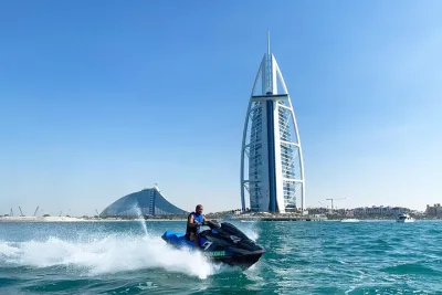 Jet Ski Ride Dubai: Burj Khalifa & Burj Al Arab with Fresh Juice