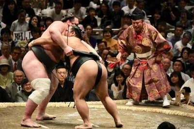 Tokyo: Grand Sumo September Tournament