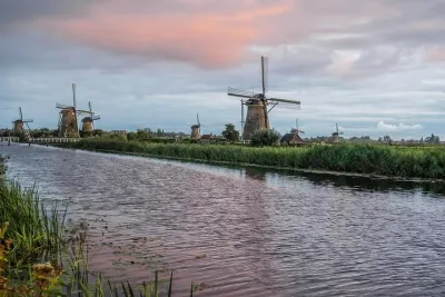 Discover the Dutch countryside & windmills with a private guide