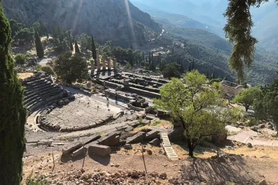2 Days Private Tour: Delphi - Mycenae & Corinth