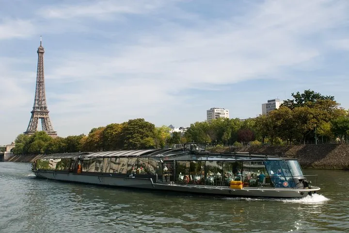 Paris city tour & Lunch cruise with small group