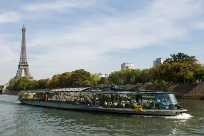 Paris city tour & Lunch cruise with small group