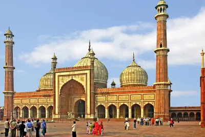 Old Delhi Heritage Walking Tour With Hotel Round Transfers