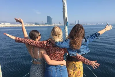 Private Day & Sunset Sailing Experience Drinks Snacks up 12 Guest