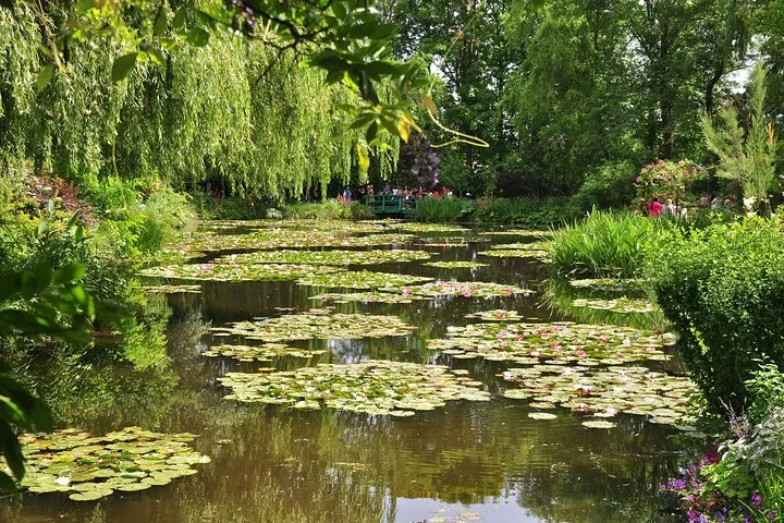 Private Giverny with Minivan