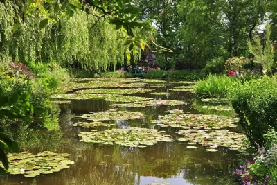 Private Giverny with Minivan