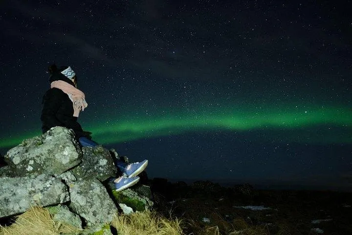 Private Northern lights with photographs