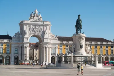 Private Tour 2 Days Fátima and Lisbon