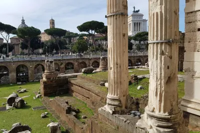 Imperial Rome & Beyond: Full-Day Luxury Private Car Tour