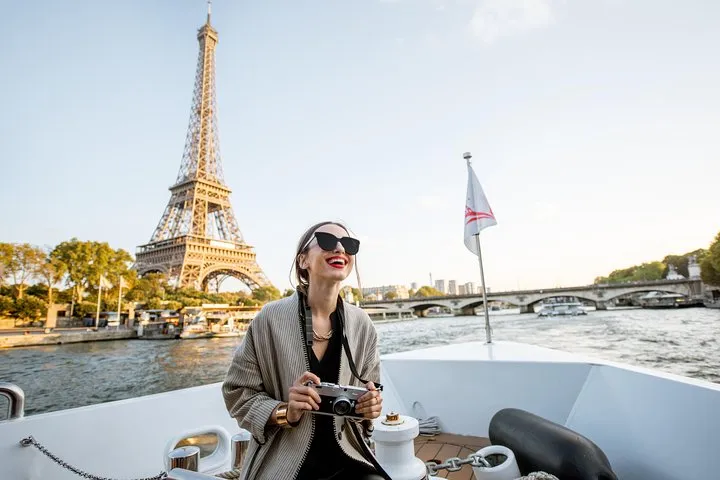 Seine River Guided Cruise Champagne Option by Vedettes de Paris