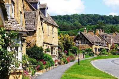 The Cotswolds England Bus Tour