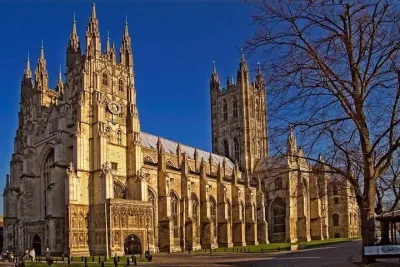 Private driver tours to Leeds Castle, Canterbury, White Cliffs