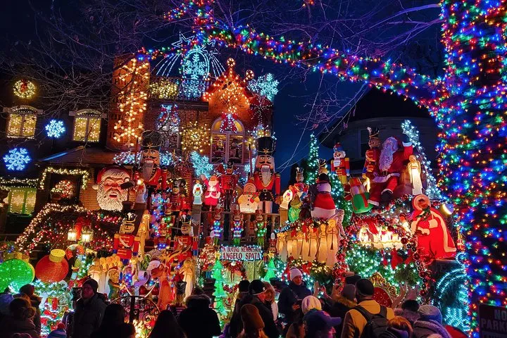 Dyker Heights Christmas Lights Guided Tour