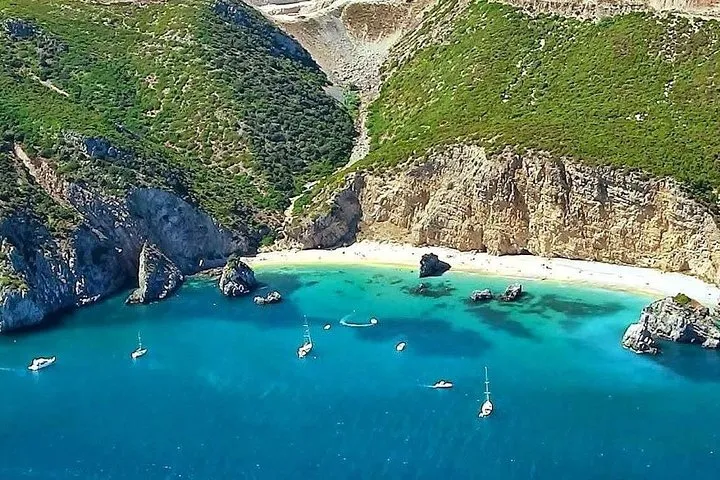 Arrábida and Setúbal Private Full Day Sightseeing Tour from Lisbon