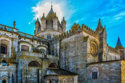 Evora Private Full Day Sightseeing Tour from Lisbon